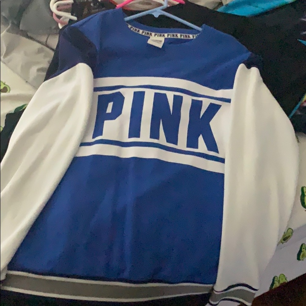 NEW PINK VICTORIA's SECRET CREW NECK M